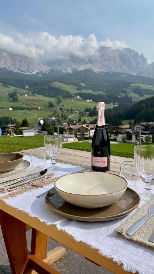 Surrounded By Green - Luxury Chalet At The Foot Of The Dolomites Apartment La Villa  Bagian luar foto